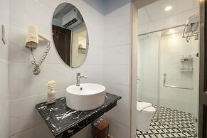 Elegance Premium Hotel