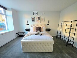 3-Bed Home in Glasgow