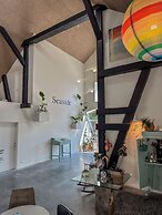 Seaside Retreat & Hotel