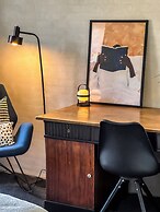 Seaside Retreat & Hotel