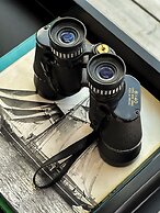 Seaside Retreat & Hotel