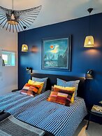 Seaside Retreat & Hotel