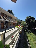 Hilltop heaven resorts Manali