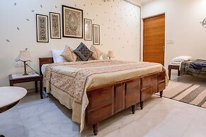 Dera Jaipur Luxury Homestay