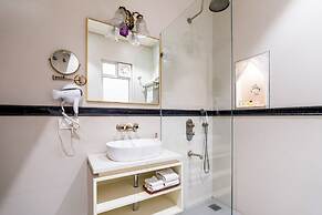 Dera Jaipur Luxury Homestay