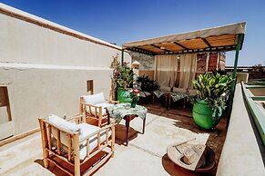 Riad dar ayur