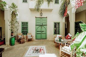 Riad dar ayur