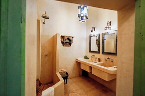 Riad dar ayur