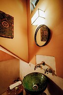 Riad dar ayur