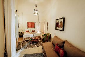 Riad dar ayur