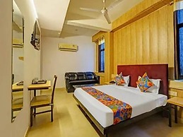 Hotel Vasundhara Grand