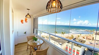 Flat Beira-mar com Varanda Piscina e Academia