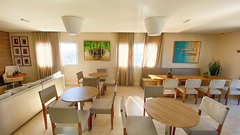 Flat Beira-mar com Varanda Piscina e Academia