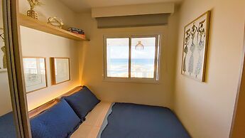 Flat Beira-mar com Varanda Piscina e Academia