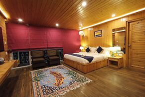 Sansa By The Woods - Manor Mussoorie