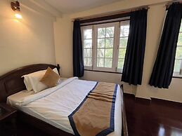 Sansa By The Woods - Manor Mussoorie