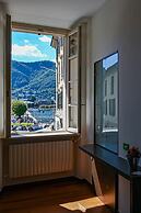 One & Only Lake View Apartment in Central Como