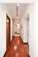 One & Only Lake View Apartment in Central Como