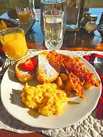 Riverside Inn Bed and Breakfast