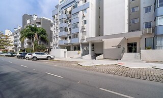 Apto 2 Qtos c/ Churrasq. a 650m da praia ESP0301