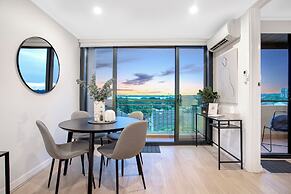 Spectacular Views South Perth1br