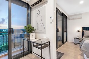 Spectacular Views South Perth1br