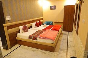 Soni's Mansion-100m from Khajuraho Temples