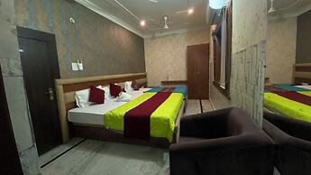 Soni's Mansion-100m from Khajuraho Temples