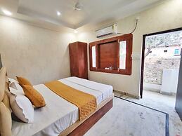Soni's Mansion-100m from Khajuraho Temples