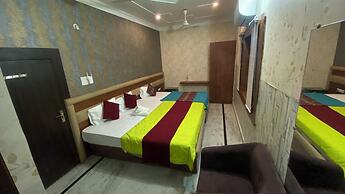 Soni's Mansion-100m from Khajuraho Temples