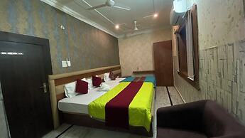 Soni's Mansion-100m from Khajuraho Temples