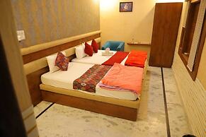 Soni's Mansion-100m from Khajuraho Temples