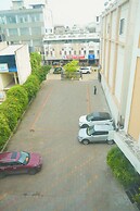 Hotel Grand Leela Krishna