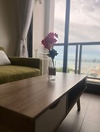 Sea View High Floor 2 Bed Room Excellent Location