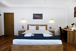 OZ Hotel