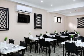 OZ Hotel