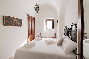 PALAZZO RIZZI DIMORA DEI TEMPLARI