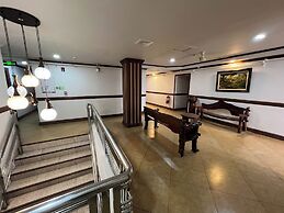 Rossa Hotel