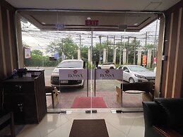 Rossa Hotel