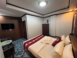 Rossa Hotel