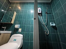 Rossa Hotel