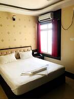 The Metropol Hotel Siwan