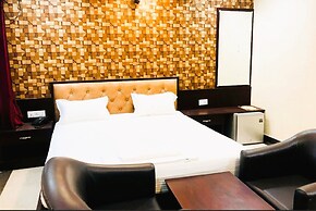 The Metropol Hotel Siwan