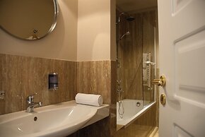 Nove Guest House