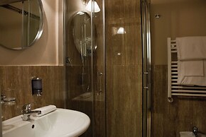 Nove Guest House