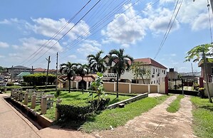 D Barfi Executive Lodge