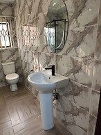 D Barfi Executive Lodge