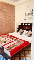 Mahadev guest house Varanasi