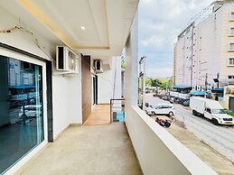 Hotel Bay premium Puri