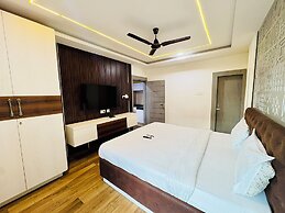 Hotel Bay premium Puri